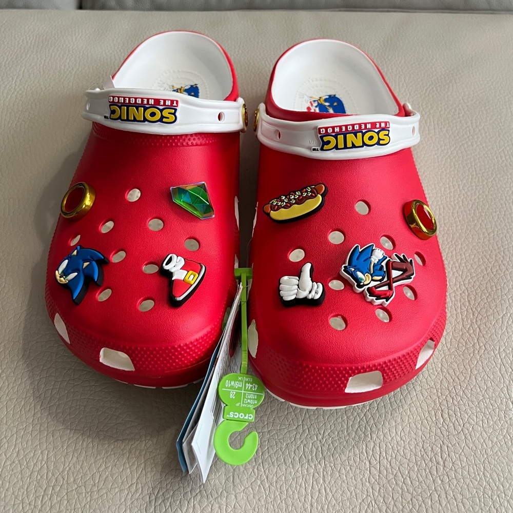 NWT - Crocs Sonic The Hedgehog Classic Clog - EU 43/M10W12